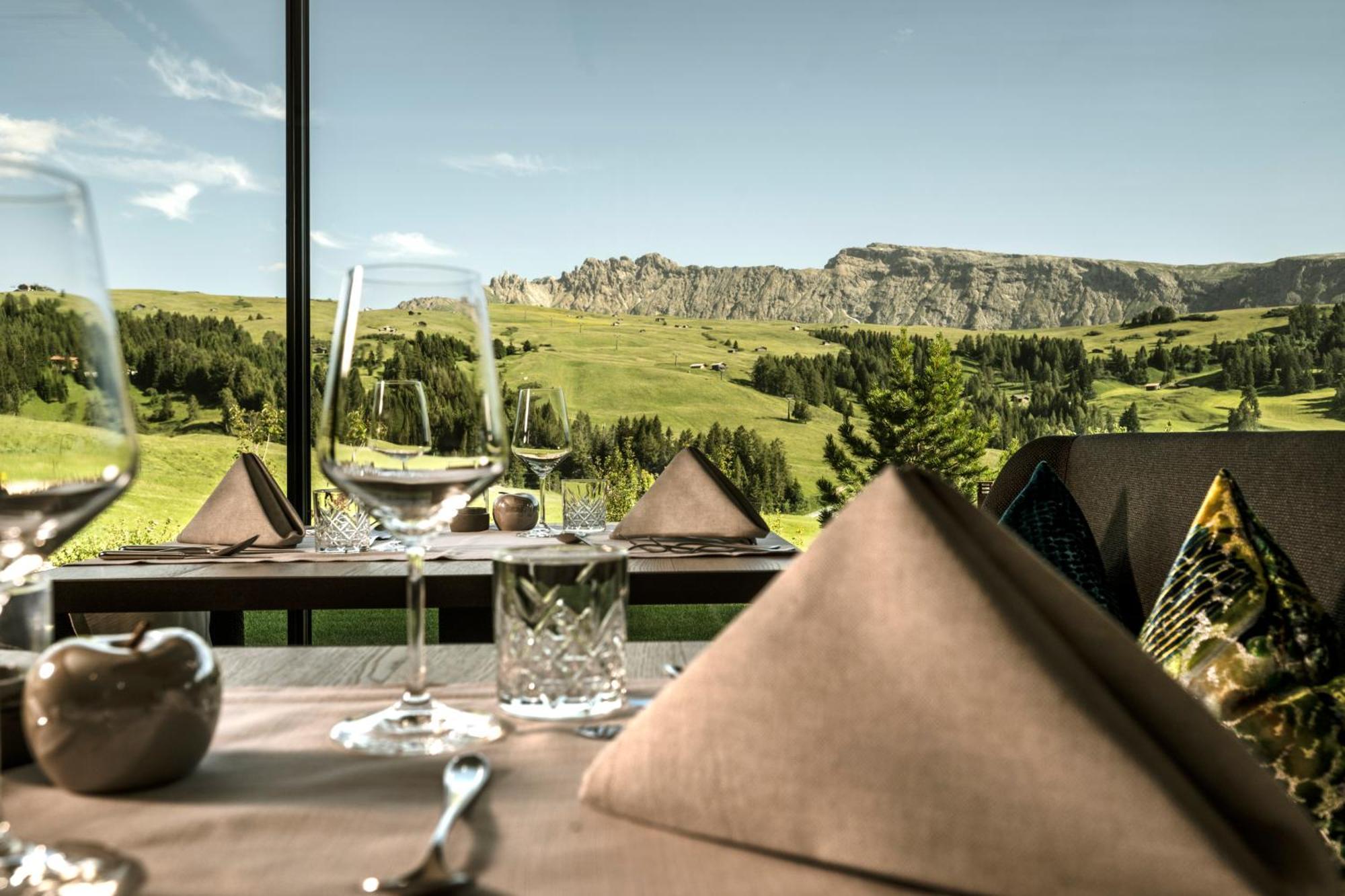 Hotel Schmung Alpe Di Siusi Luaran gambar