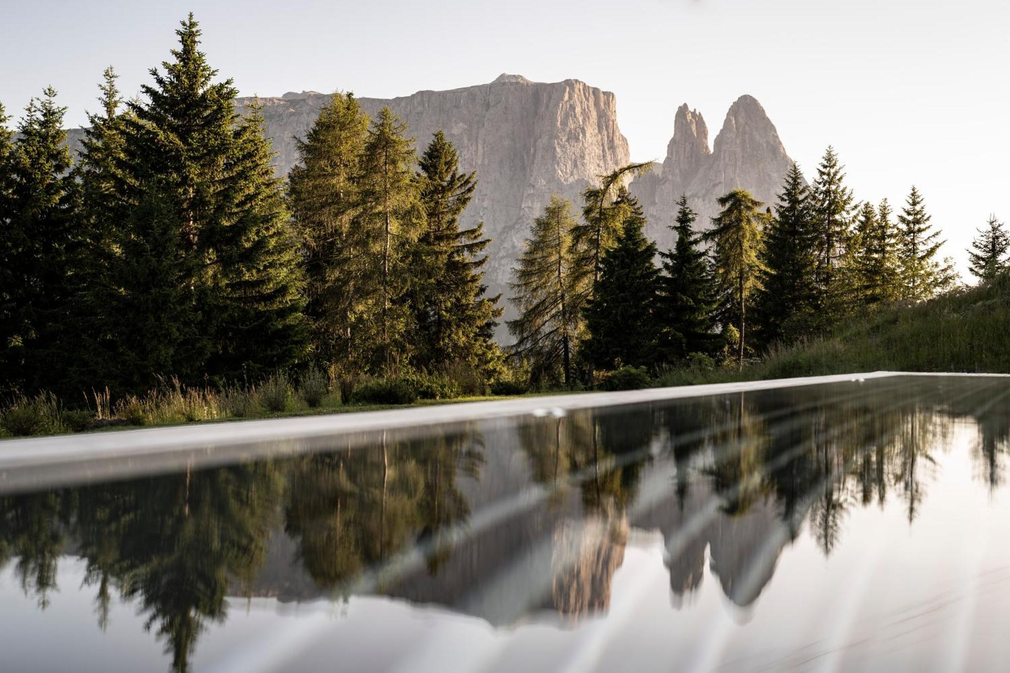 Hotel Schmung Alpe Di Siusi Luaran gambar