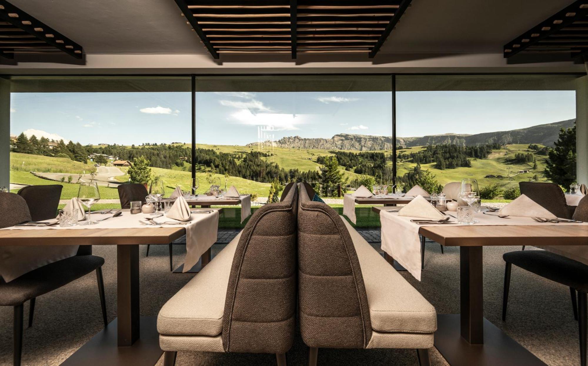 Hotel Schmung Alpe Di Siusi Luaran gambar